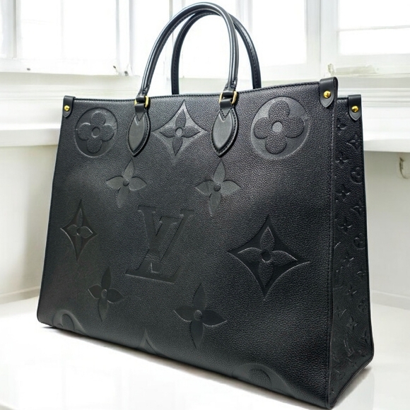 ✨️Excellent Condition Authentic Louis Vuitton Empreinte OnTheGo Gm Monogram - Picture 13 of 16